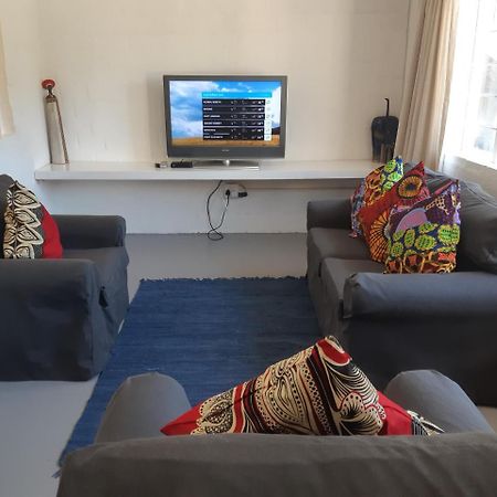 Hornbill House Self Catering Accommodation Hermanus Extérieur photo