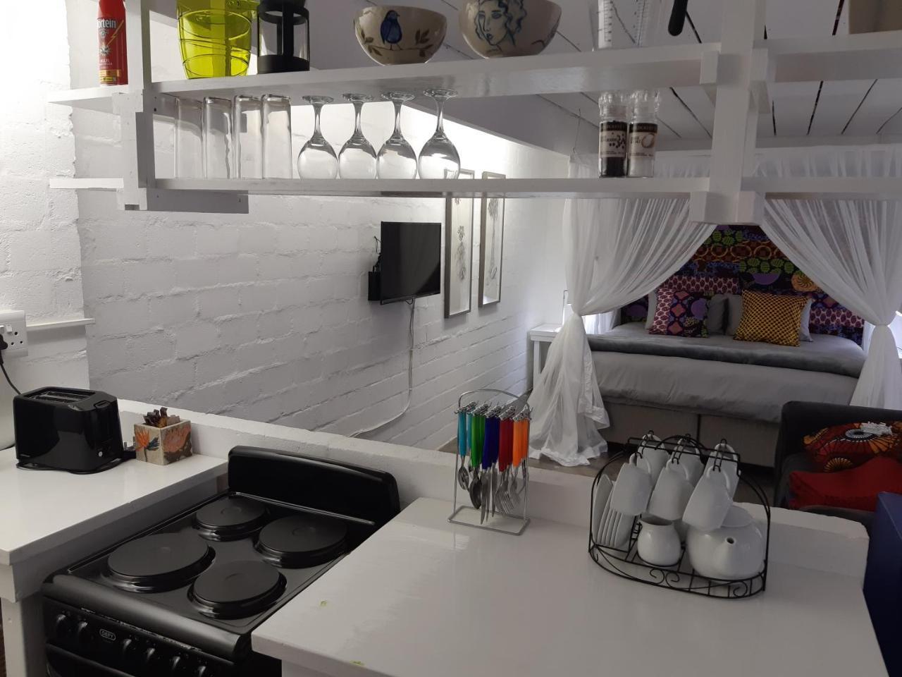 Hornbill House Self Catering Accommodation Hermanus Extérieur photo