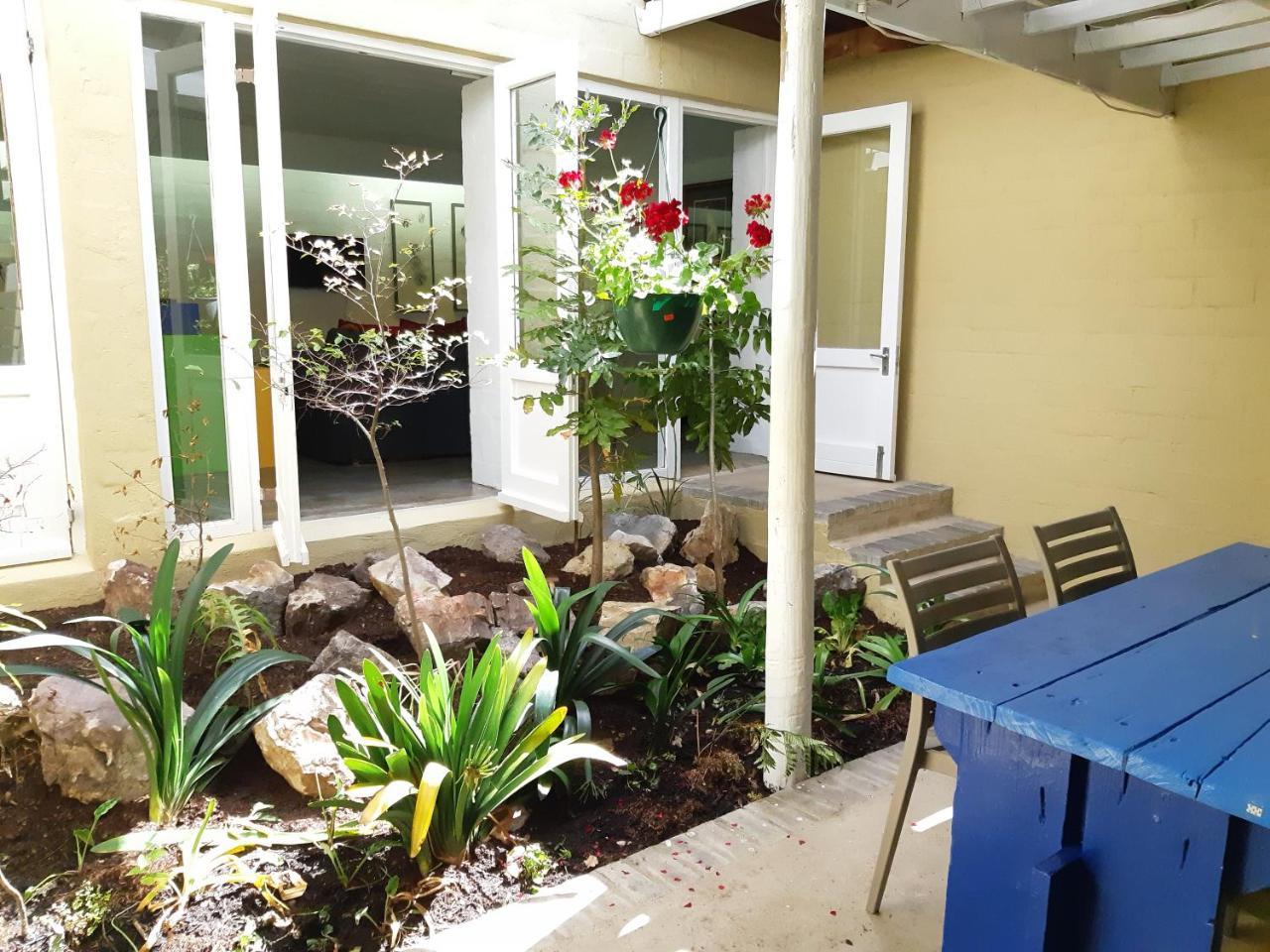 Hornbill House Self Catering Accommodation Hermanus Extérieur photo
