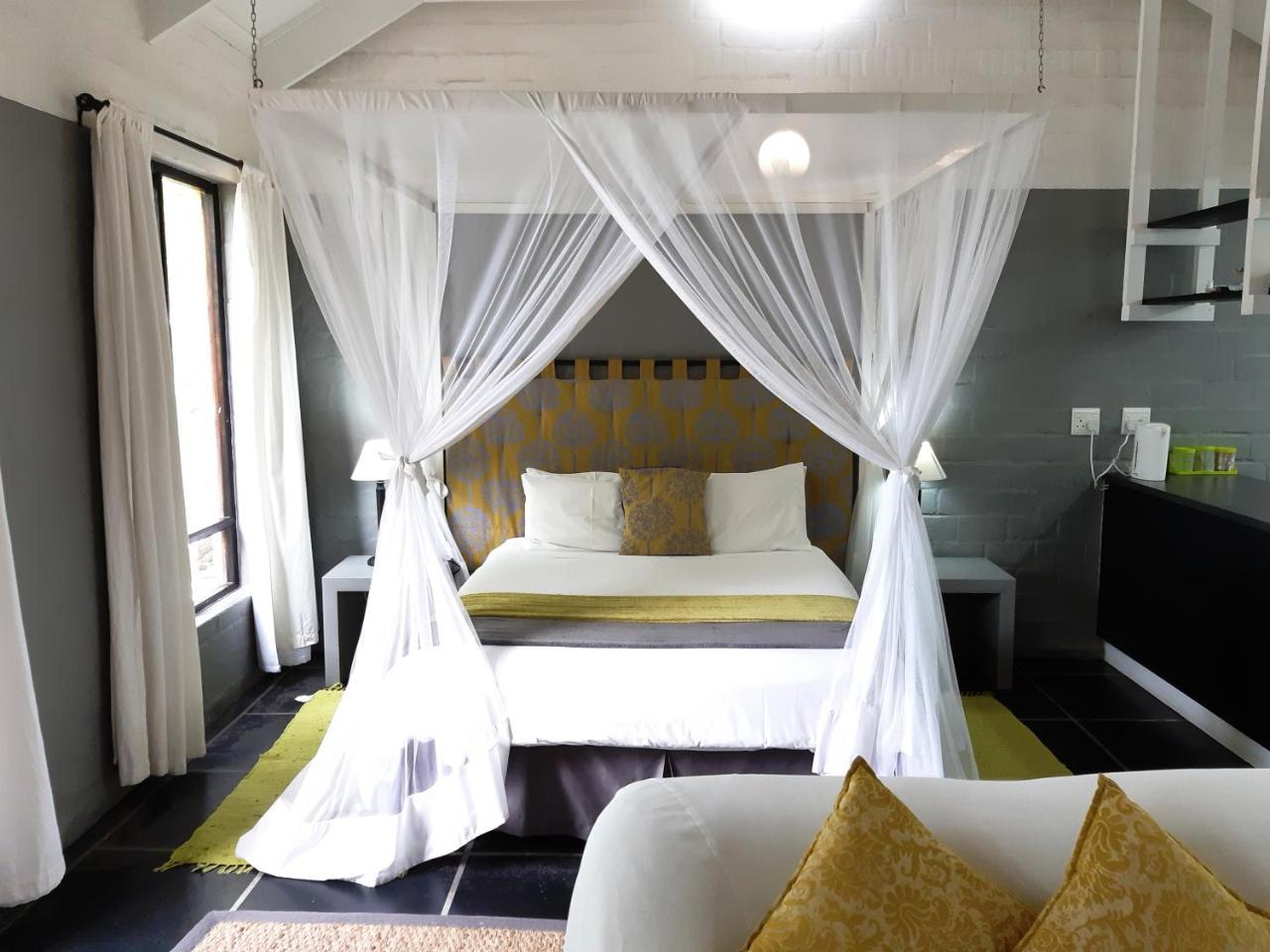 Hornbill House Self Catering Accommodation Hermanus Extérieur photo