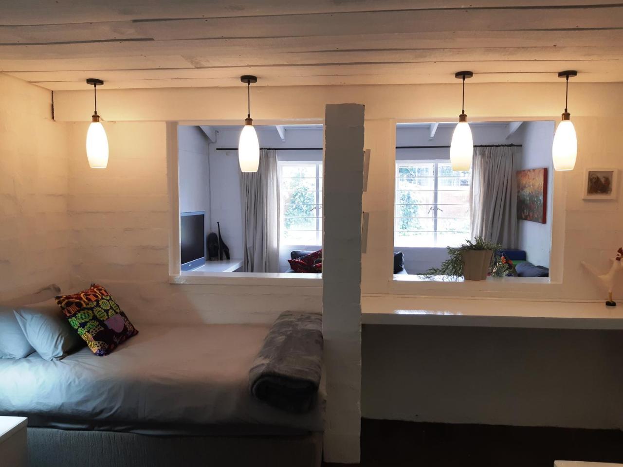 Hornbill House Self Catering Accommodation Hermanus Extérieur photo