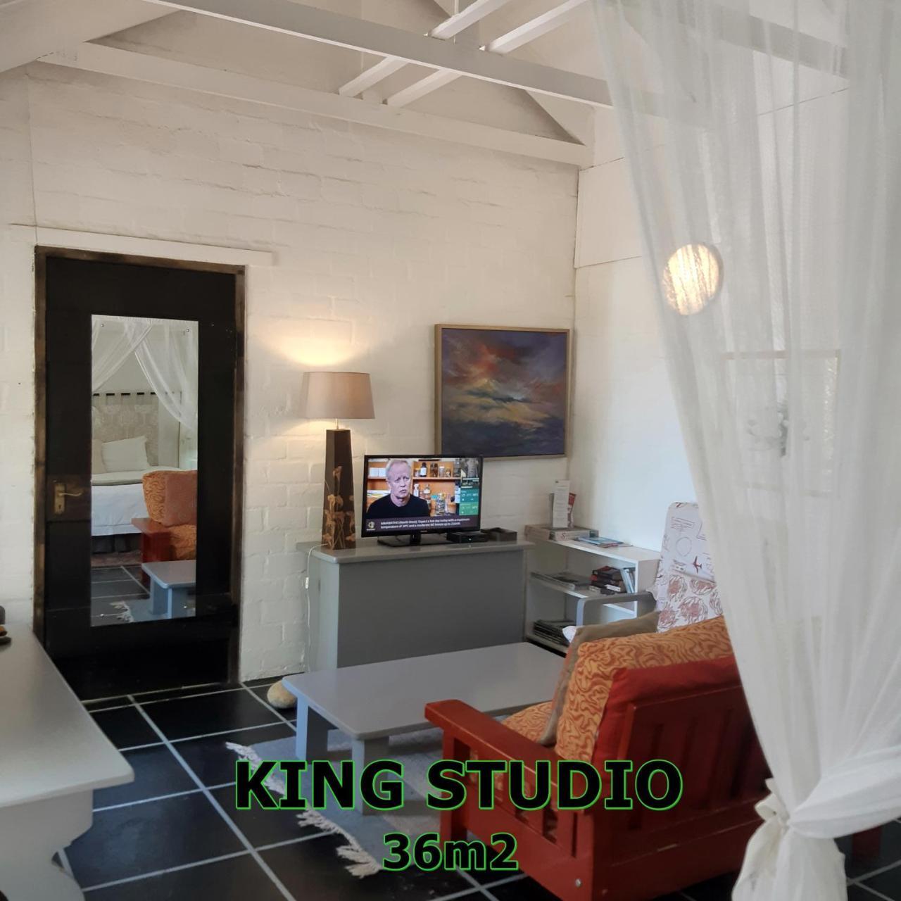 Hornbill House Self Catering Accommodation Hermanus Extérieur photo
